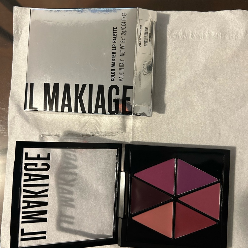 IL MAKIAGE Color Master Lip Palette - Pink and Purple Shades